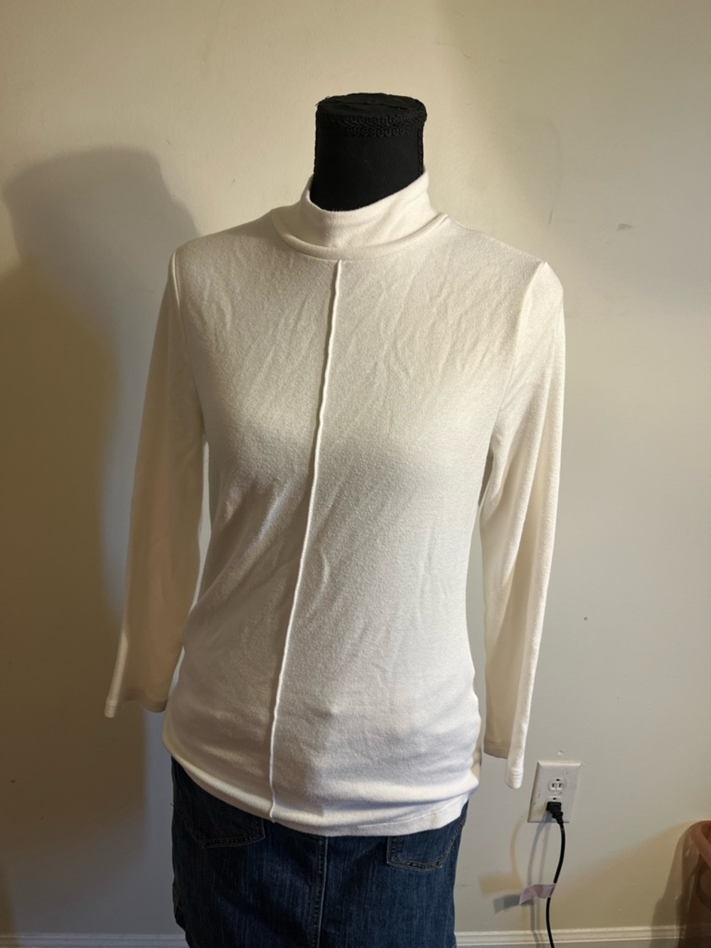 Banana Republic White Long-Sleeve Mock Neck Top